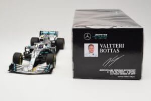 Mercedes AMG Petronas Motorsport W10 #77 V. Bottas 2nd Place Chinese GP 2019 Minichamps 1:18 110190377 Metall - pilt 6/6