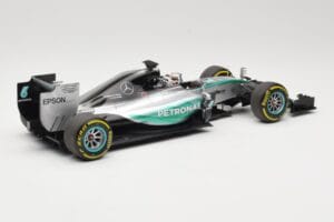 Mercedes AMG Petronas W06 Hybrid #44 L. Hamilton F1 World Champion 2015 Minichamps 1:18 186150044 Metall - pilt 2/6