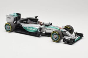 Mercedes AMG Petronas W06 Hybrid #44 L. Hamilton F1 World Champion 2015 Minichamps 1:18 186150044 Metall - pilt 4/6