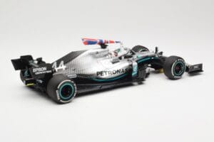 Mercedes AMG Petronas W10 #44 L. Hamilton Winner British GP 2019 Minichamps 1:18 110191044 Metall - pilt 2/6