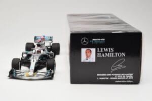Mercedes AMG Petronas W10 #44 L. Hamilton Winner British GP 2019 Minichamps 1:18 110191044 Metall - pilt 6/6