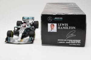 Mercedes AMG Petronas W10 #44 L. Hamilton Winner Chinese GP 2019 Minichamps 1:18 110190344 Metall - pilt 6/6
