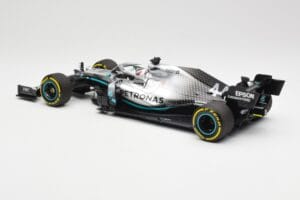 Mercedes AMG Petronas W10 #44 L. Hamilton F1 World Champion 2019 Minichamps 1:18 110190044 Metall - pilt 5/6