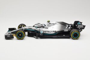 Mercedes AMG Petronas W10 #77 V. Bottas Winner USA GP 2019 Minichamps 1:18 110191877 Metall - pilt 3/6