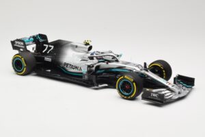 Mercedes AMG Petronas W10 #77 V. Bottas Winner USA GP 2019 Minichamps 1:18 110191877 Metall - pilt 4/6