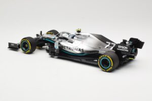 Mercedes AMG Petronas W10 #77 V. Bottas Winner USA GP 2019 Minichamps 1:18 110191877 Metall - pilt 5/6