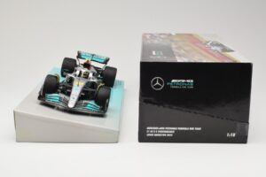 Mercedes AMG Petronas W13 E Performance #44 L. Hamilton 2022 Minichamps 1:18 113220044 Metall - pilt 6/6