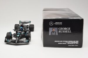 Mercedes AMG Petronas W14 E Performance #63 G. Russell Australian GP 2023 Minichamps 1:18 110230363 Metall - pilt 6/6