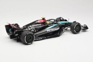 Mercedes AMG Petronas W15 E Performance #44 L. Hamilton 2024 Minichamps 1:18 110240144 Metall - pilt 2/6