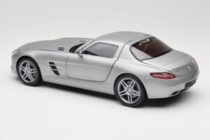 Mercedes AMG SLS C197 Grey Metallic Minichamps 1:18 100039025 Metall - pilt 7/8
