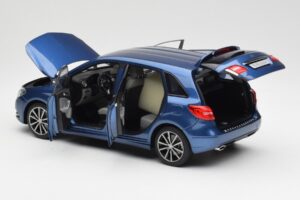 Mercedes B-Class W246 Lotus Sinine Metallik Norev 1:18 B66961410 Metall - pilt 5/8