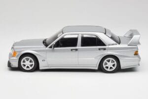 Mercedes 190E W201 2.5-16 EVO 2 Astral Hõbe Metallic Minichamps 1:18 155036101 Metall - pilt 3/6