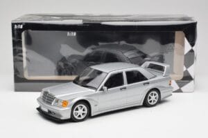 Mercedes 190E W201 2.5-16 EVO 2 Astral Hõbe Metallic Minichamps 1:18 155036101 Metall - pilt 6/6