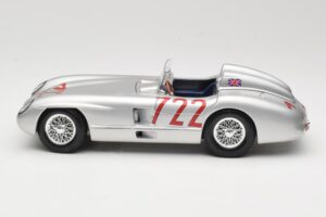 Mercedes 300 SLR W196S #722 S. Moss / D. Jenkinson Mille Miglia Winner 1955 Maisto 1:18 536887 Metall - pilt 4/8