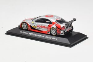 Mercedes C-Class C203 #1 Vodafone AMG B. Schneider DTM 2004 Minichamps 1:43 B66962207 Metall - pilt 3/4