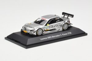 Mercedes C-Class C204 #8 R. Schumacher HWA DTM 2010 Minichamps 1:43 B66961414 Metall - pilt 2/4