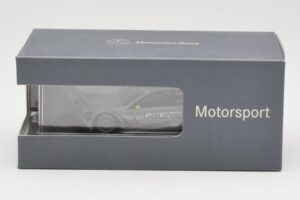 Mercedes C-Class C204 #8 R. Schumacher HWA DTM 2010 Minichamps 1:43 B66961414 Metall - pilt 4/4