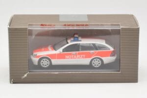 Mercedes C-Class S203 Notarzt Minichamps 1:43 430030190 Metall - pilt 4/4