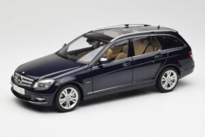 Mercedes C-Class S204 T-Modell Tanzanite Sinine AUTOart 1:18 B66962352 Metall