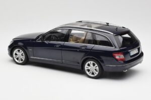 Mercedes C-Class S204 T-Modell Tanzanite Sinine AUTOart 1:18 B66962352 Metall - pilt 7/8