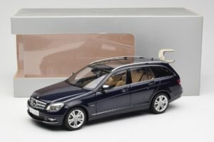 Mercedes C-Class S204 T-Modell Tanzanite Sinine AUTOart 1:18 B66962352 Metall - pilt 8/8