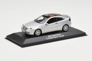 Mercedes C-Class W203 Sport Coupe Hõbedane Minichamps 1:43 B66961916 Metall - pilt 2/4