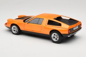 Mercedes C111 II White Autumn Metallic Norev 1:18 183050 Metall - pilt 7/10