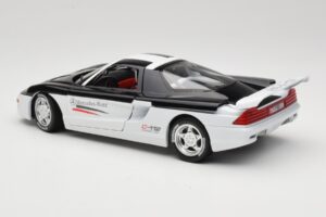 Mercedes C112 Sport Valge & Must Guiloy 1:18 68521 Metall - pilt 7/8