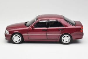 Mercedes AMG C36 W202 Almandine Punane Norev 1:18 B66040706 Metall - pilt 4/8
