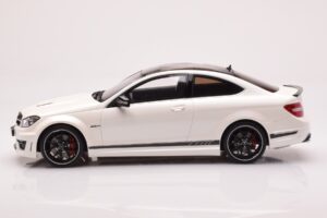 Mercedes AMG C63 W204 Edition 507 Valge GT Spirit 1:18 GT899 Vaik - pilt 3/6