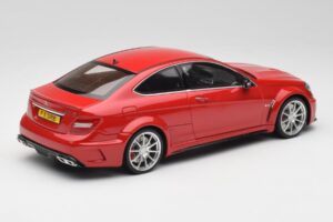 Mercedes AMG C63 W204 Punane 2nd Choice GT Spirit 1:18 GT065-D1 Vaik - pilt 2/6
