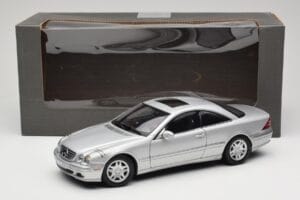 Mercedes CL 500 C215 Hõbe AUTOart 1:18 B66962152 Metall - pilt 8/8