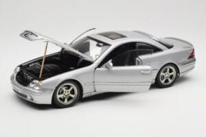 Mercedes CL500 C215 Lorinser Silver Metallic AUTOart 1:18 70121 Metall - pilt 2/8
