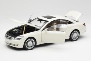 Mercedes CL500 C216 Calcit Valge AUTOart 1:18 B66962341 Metall - pilt 2/8