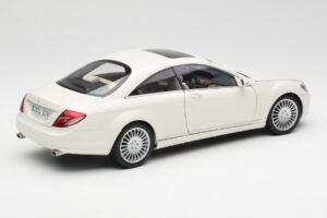 Mercedes CL500 C216 Calcit Valge AUTOart 1:18 B66962341 Metall - pilt 3/8