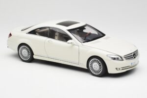 Mercedes CL500 C216 Calcit Valge AUTOart 1:18 B66962341 Metall - pilt 6/8