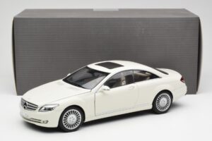 Mercedes CL500 C216 Calcit Valge AUTOart 1:18 B66962341 Metall - pilt 8/8