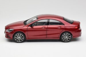 Mercedes CLA C117 Designo Patagonia Punane Metallik Norev 1:18 B66960131 Metall - pilt 4/8