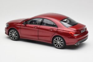 Mercedes CLA C117 Designo Patagonia Punane Metallik Norev 1:18 B66960131 Metall - pilt 7/8