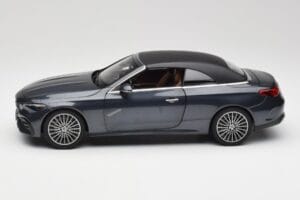 Mercedes CLE Kabriolett A236 Tumedhall Norev 1:18 B66960654 Metall - pilt 5/9