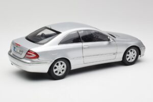 Mercedes CLK 500 C209 Hõbedane Kyosho 1:18 B66962144 Metall - pilt 3/8
