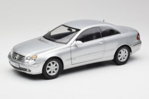 Mercedes CLK 500 C209 Hõbedane Kyosho 1:18 B66962144 Metall