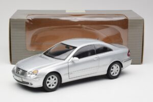 Mercedes CLK 500 C209 Hõbedane Kyosho 1:18 B66962144 Metall - pilt 8/8