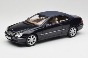 Mercedes CLK 500 W209 Kabriolett Tumesinine Metallik Kyosho 1:18 B66962174 Metall - pilt 3/9