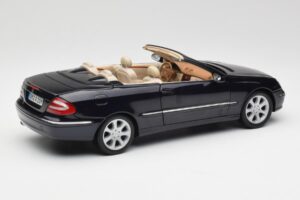 Mercedes CLK 500 W209 Kabriolett Tumesinine Metallik Kyosho 1:18 B66962174 Metall - pilt 4/9