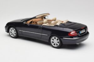 Mercedes CLK 500 W209 Kabriolett Tumesinine Metallik Kyosho 1:18 B66962174 Metall - pilt 8/9