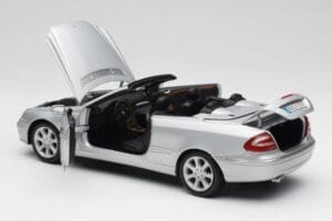 Mercedes CLK 500 Kabriolett Elegance A209 Hõbe Kyosho 1:18 B66962172 Metall - pilt 5/8