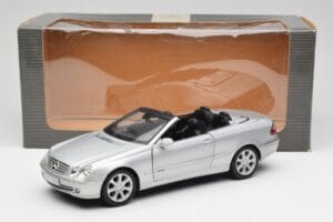 Mercedes CLK 500 Kabriolett Elegance A209 Hõbe Kyosho 1:18 B66962172 Metall - pilt 8/8