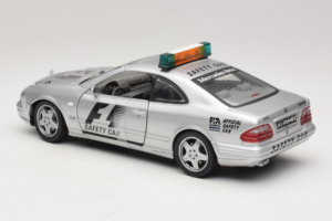 Mercedes AMG CLK 55 F1 Safety Car Maisto 1:18 B66005234 Metall - pilt 5/6