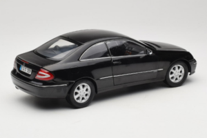Mercedes CLK C209 Black Metallic Kyosho 1:18 B66962149 Metall - pilt 3/8